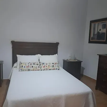 Casa Pastora, La Casa Familiar *